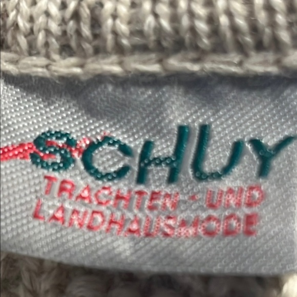 Vintage German made Cream Cable Knit Button-Up Vest - pure virgin wool - Picture 2 of 9